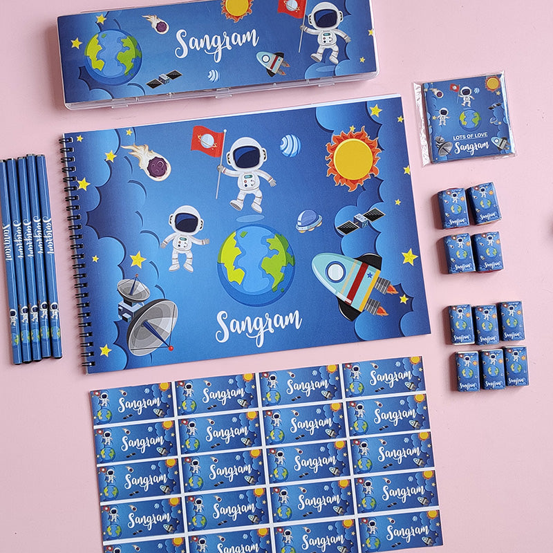 Personalized stationery set - space