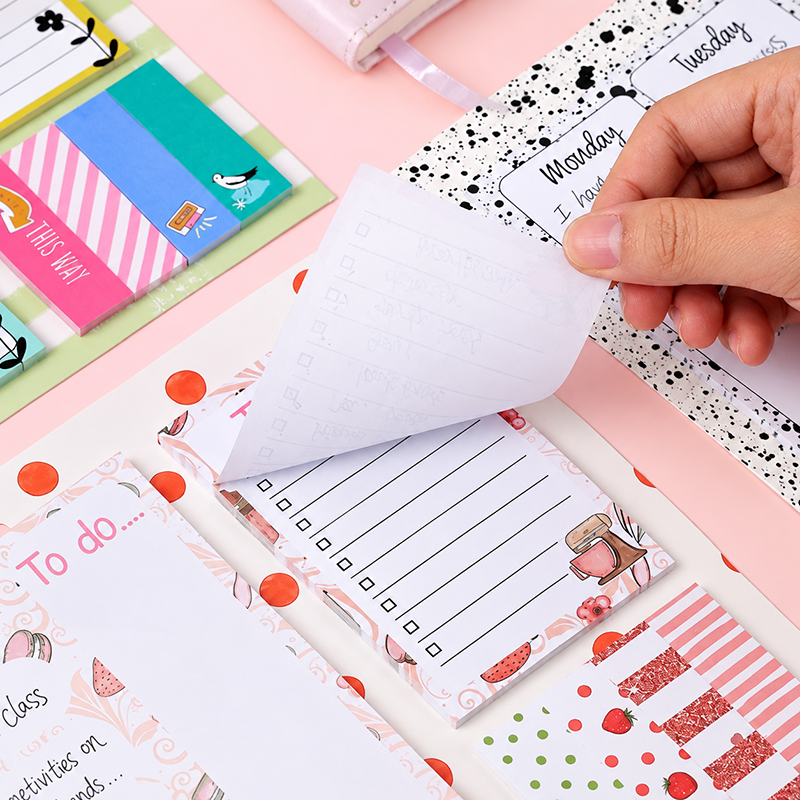 Sticky note Weekly Planner with To do List